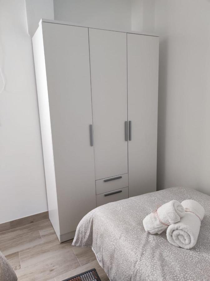 이코드레로스비노스 Casa Piramide 3. Terraza Wifi Y Parking Privado 빌라 외부 사진