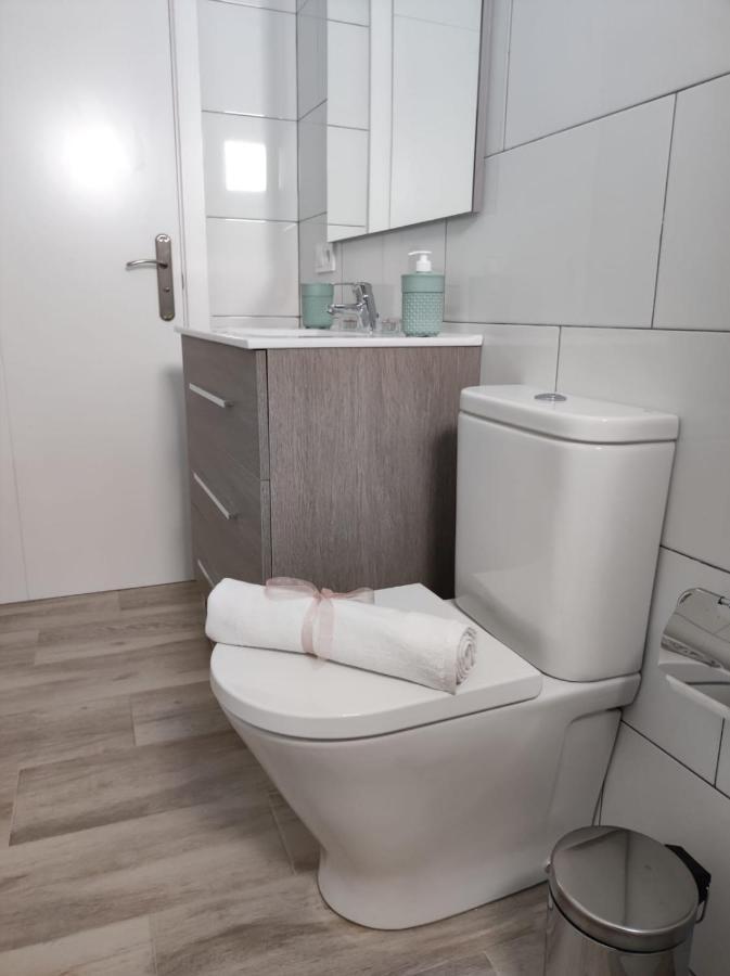 이코드레로스비노스 Casa Piramide 3. Terraza Wifi Y Parking Privado 빌라 외부 사진